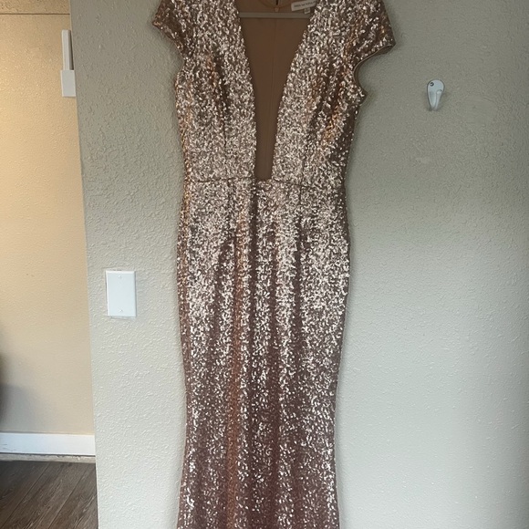 Dress the Population Dresses & Skirts - Dress the Population Gold Sequin Prom Dress